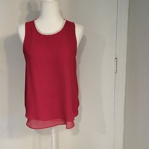 Red Sleeveless top